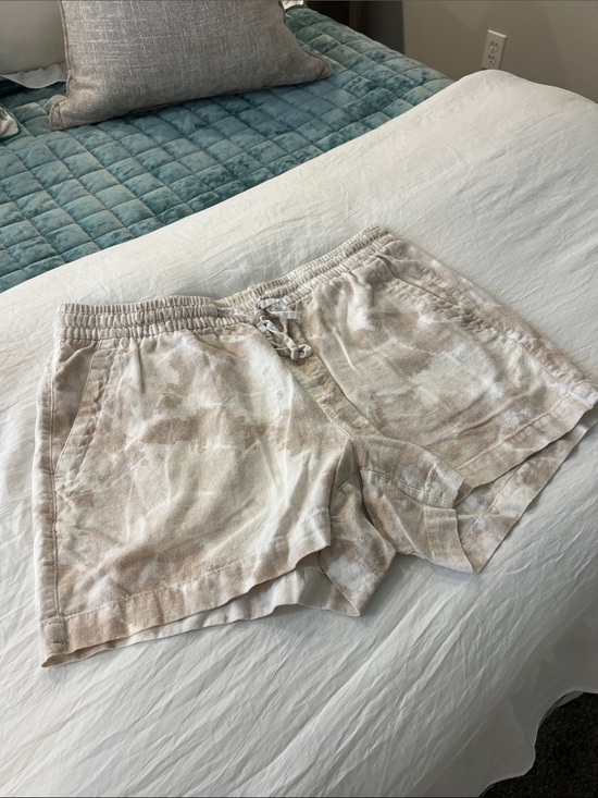 Old Navy Pants - Old Navy Women’s shorts